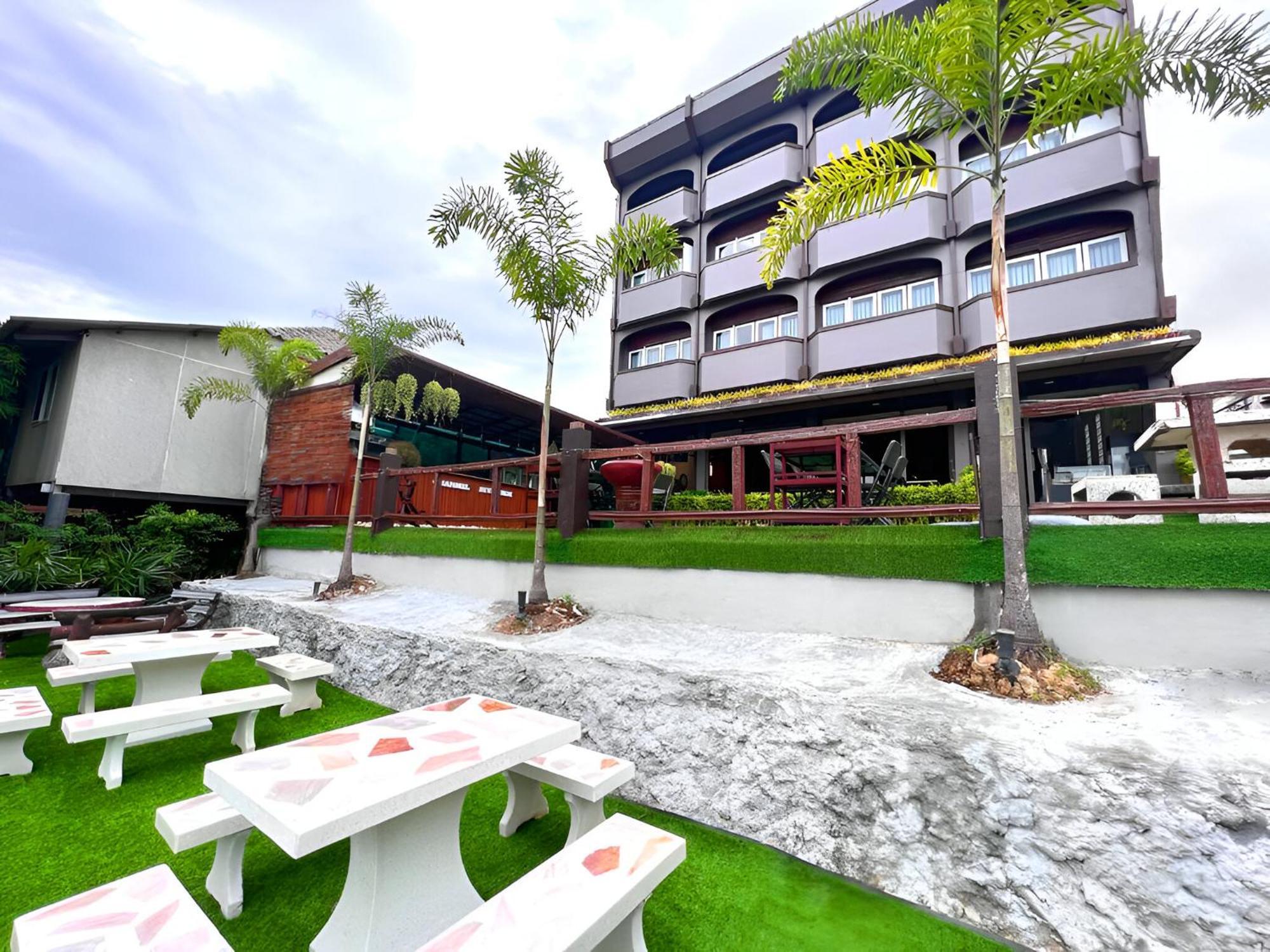 Chanmel Riverside Chanthaburi Exterior foto